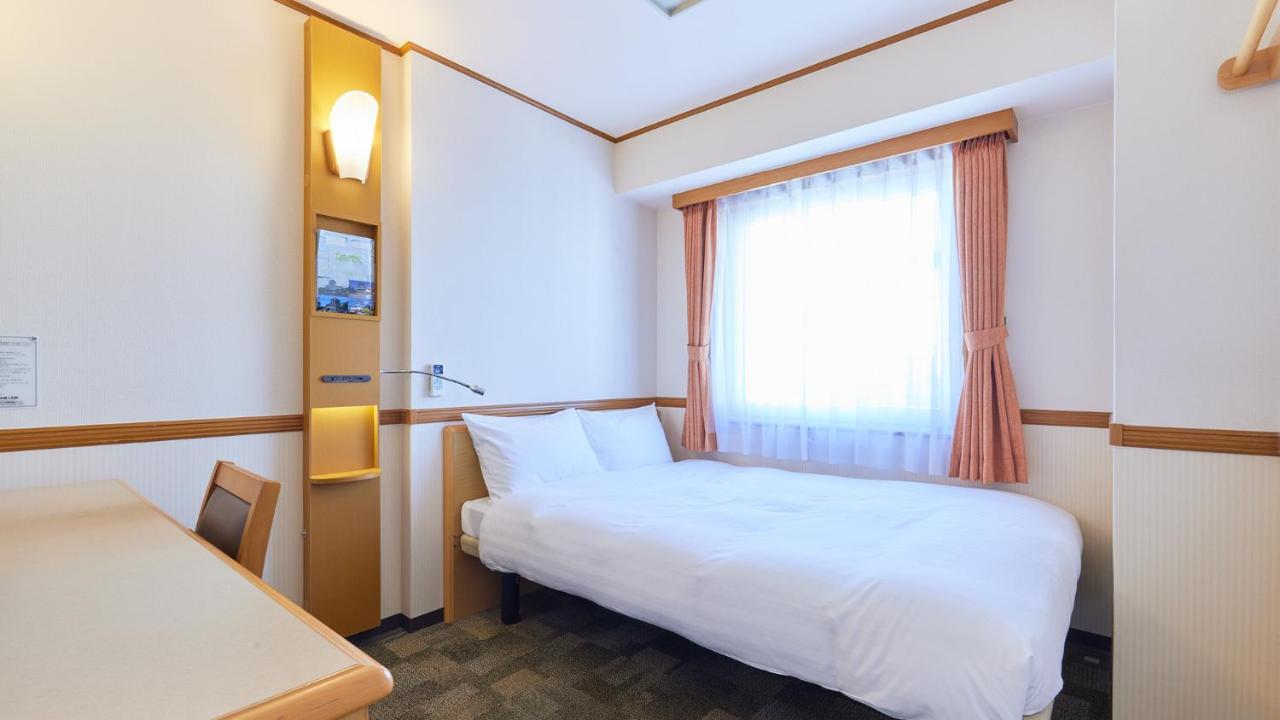 Toyoko Inn Tokyo Shinjuku Kabukicho Zewnętrze zdjęcie